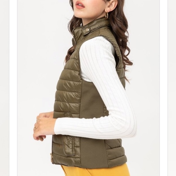 🪐ULTRA LIGHTWEIGHT PUFFER VEST - Picture 2 of 7